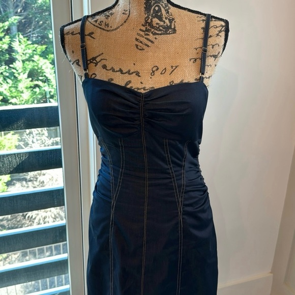 Cache Darkwash Denim Ruched Jean Dress in Bodycon Midi Style with Tan Stitching! - Picture 3 of 8